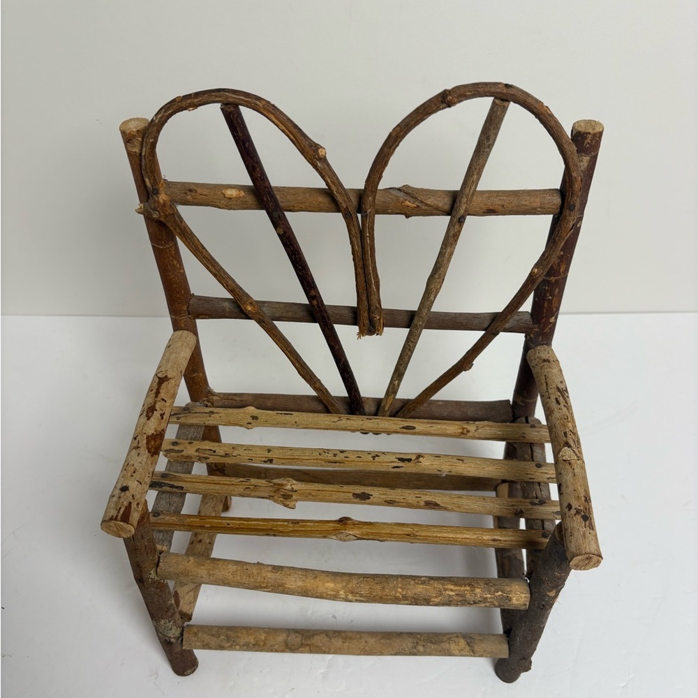 Rustic Heart-Back Wooden Plant Holder Chair - Picture 2 of 9